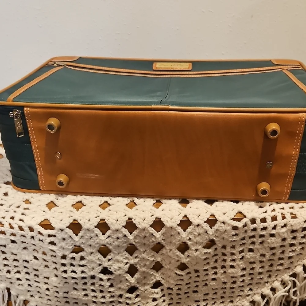 Oscar De La Renta Vintage Canvas Green & Tan Luggage Suit Case